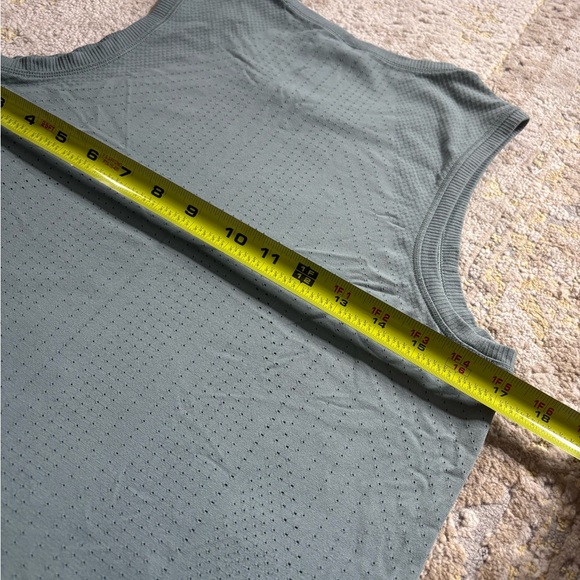 Athleta In Motion Tank - Picture 7 of 7